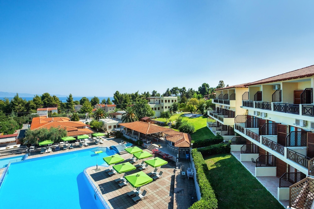 Palladium Hotel - carbon neutral hotel in Kassandreia
