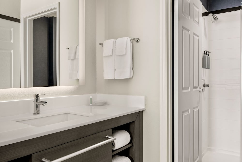 Residence Inn by Marriott Davenport - photo 13