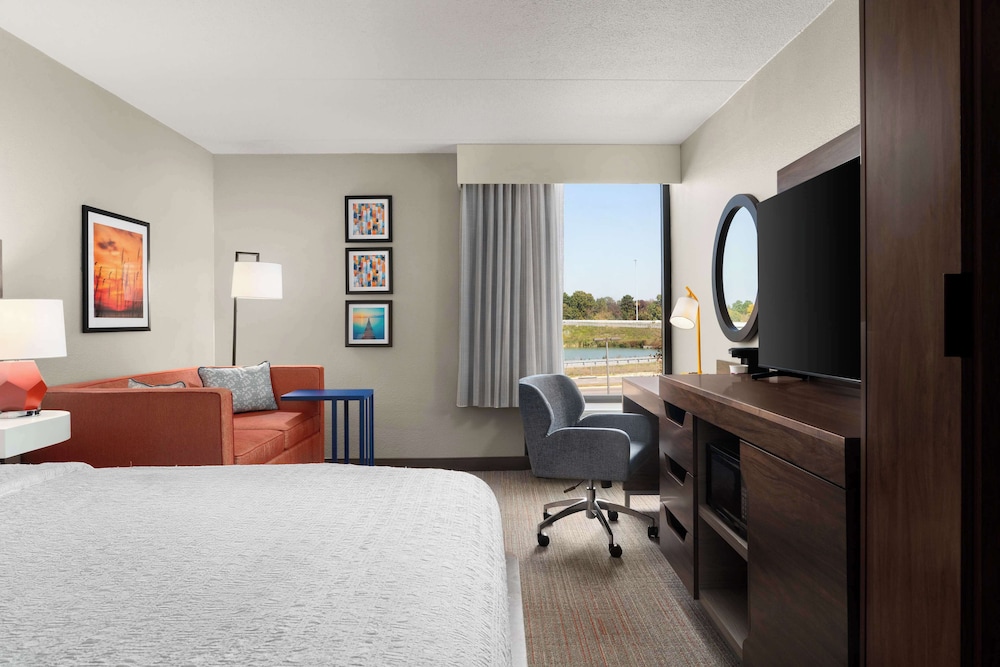 Hampton Inn Norfolk Virginia Beach - photo 8