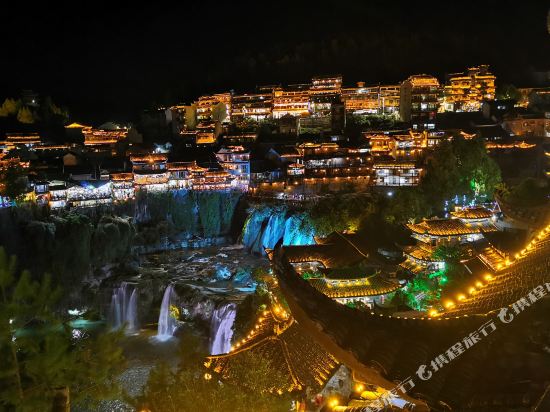 Meeting B & B in Furong Town in Lingxi, People's Republic of China