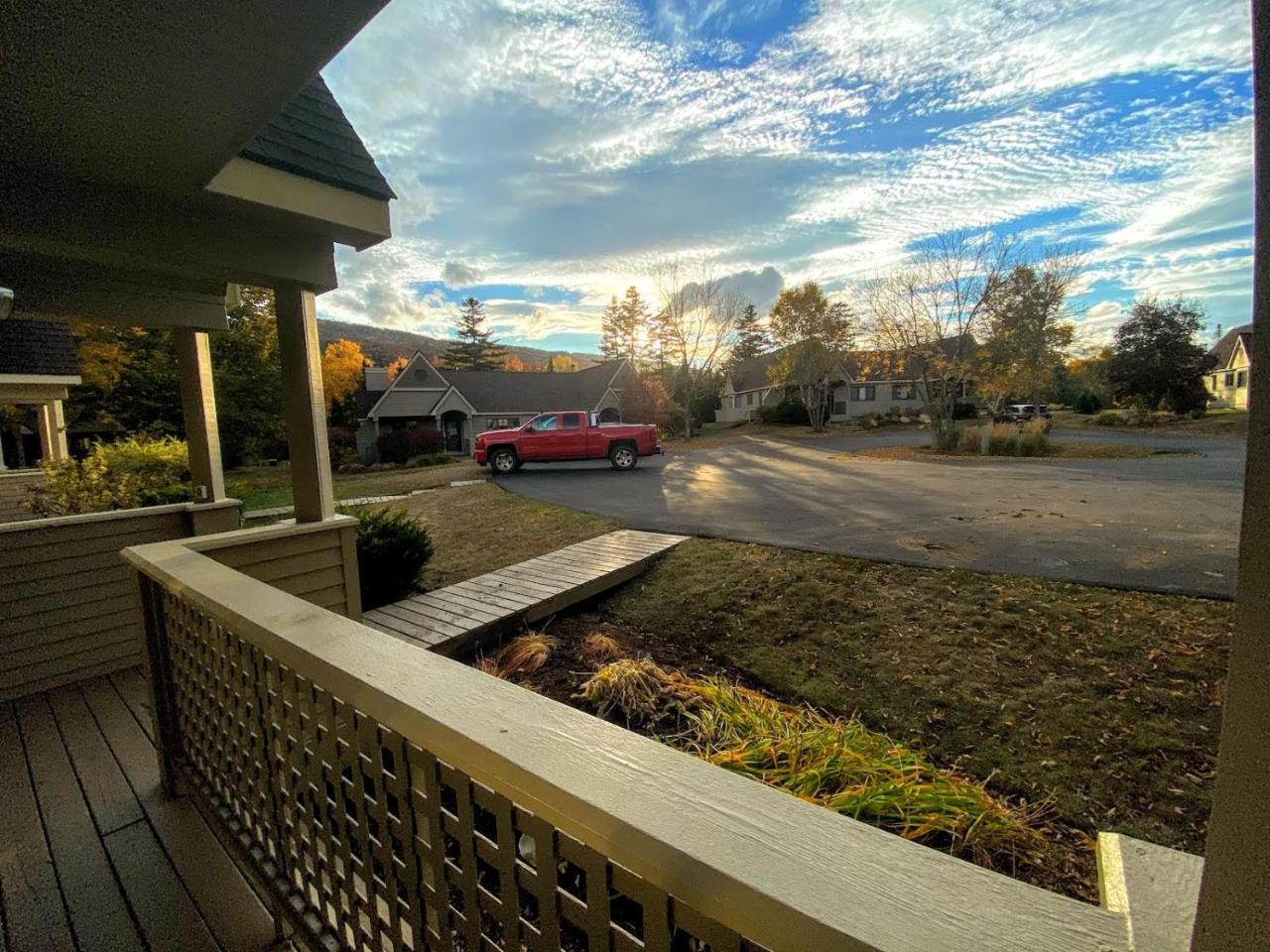 G3 Classy Bretton townhome with AC fast wifi great mountain views right on the golf course - photo 22
