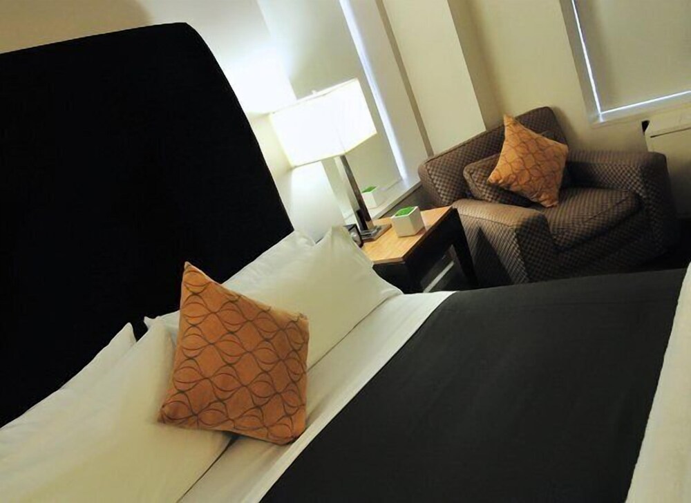 The Court A St Giles Hotel - photo 9