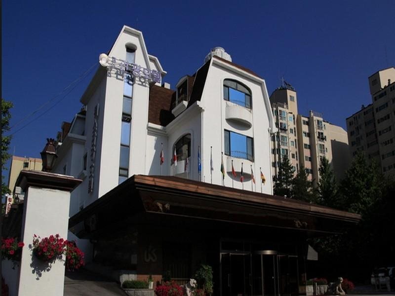 Kims - carbon neutral hotel in Seoul
