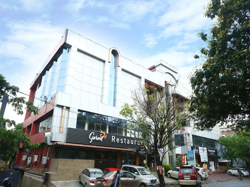 OYO 5075 Khaleej Residency in Kozhikode, India