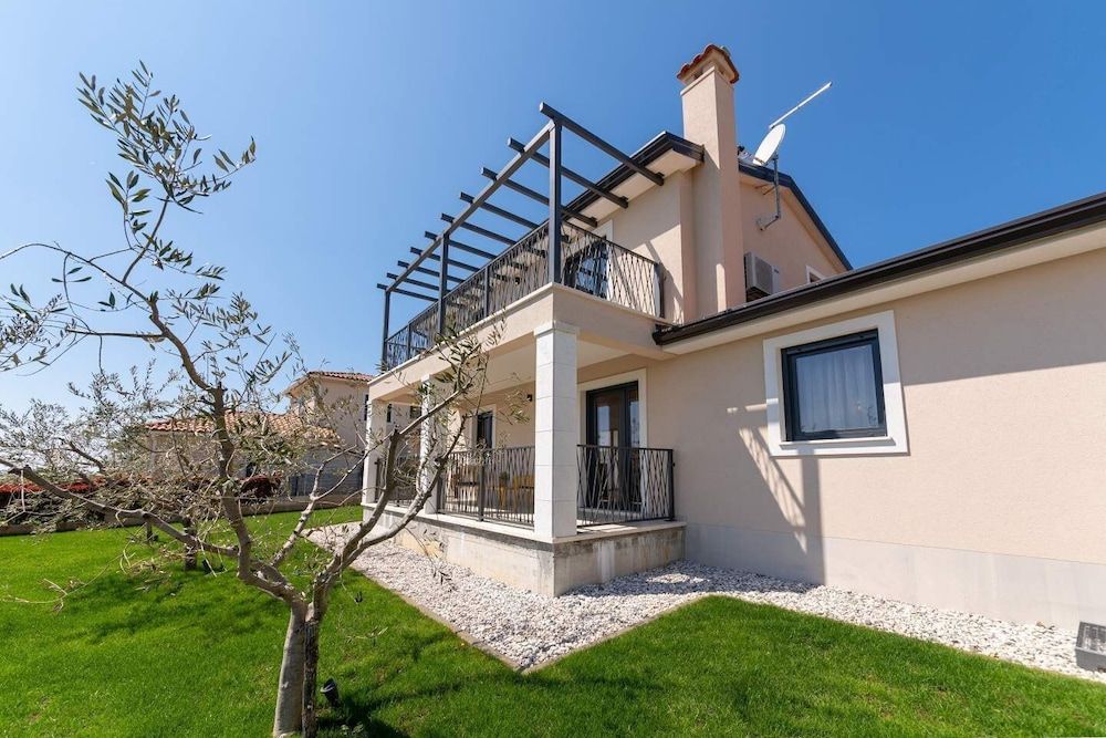 Villa Stefany — 4-Star Luxury Hotel in Porec, Croatia