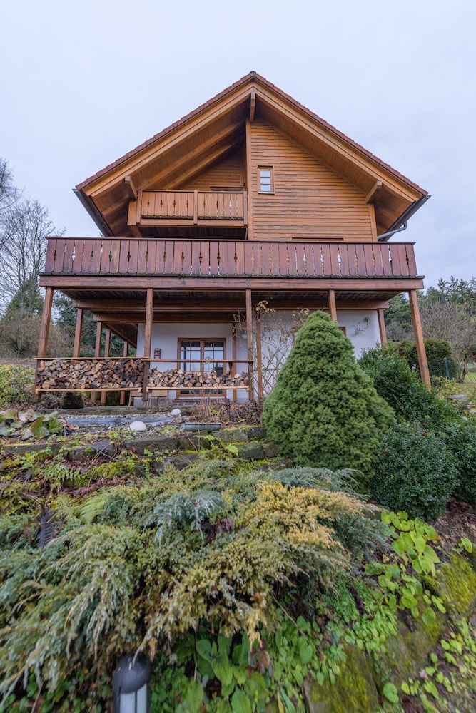 Holzhaus Oberbrändi — 4-Star Luxury Hotel in Lossburg, Germany