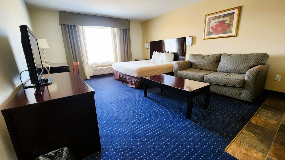 FairBridge Inn & Suites Canadian - photo 7