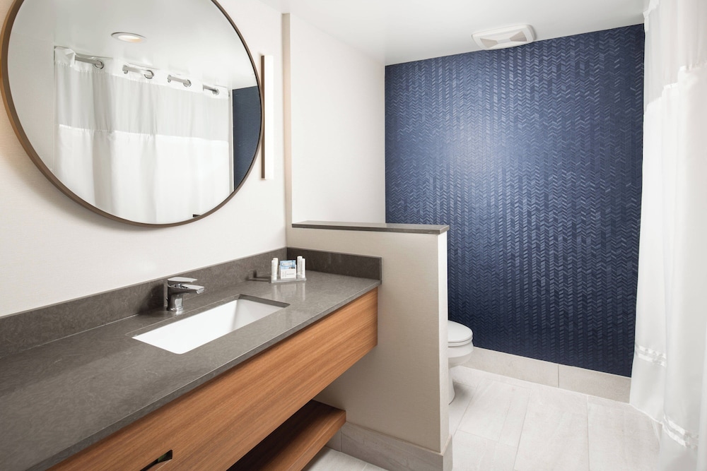 Fairfield Inn & Suites Athens Marriott - photo 21