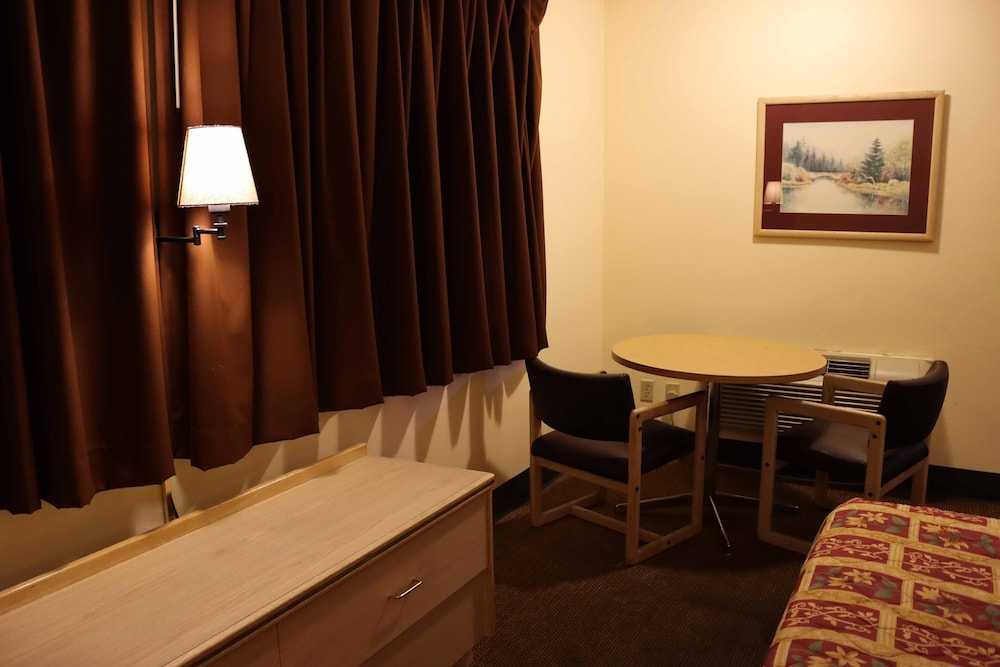 Tiki Lodge - photo 5