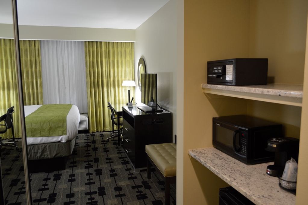 Best Western Premier University Inn - photo 14