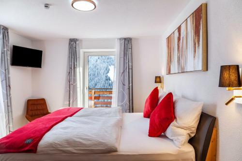 Apart Elena — 4-Star Luxury Hotel in See, Austria