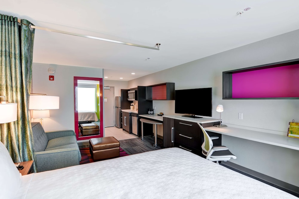 Home2 Suites by Hilton Hot Springs - photo 11