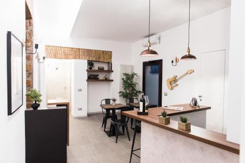 Colosseum Music Design Guest House — 4-Star Luxury Hotel in Rome, Italy