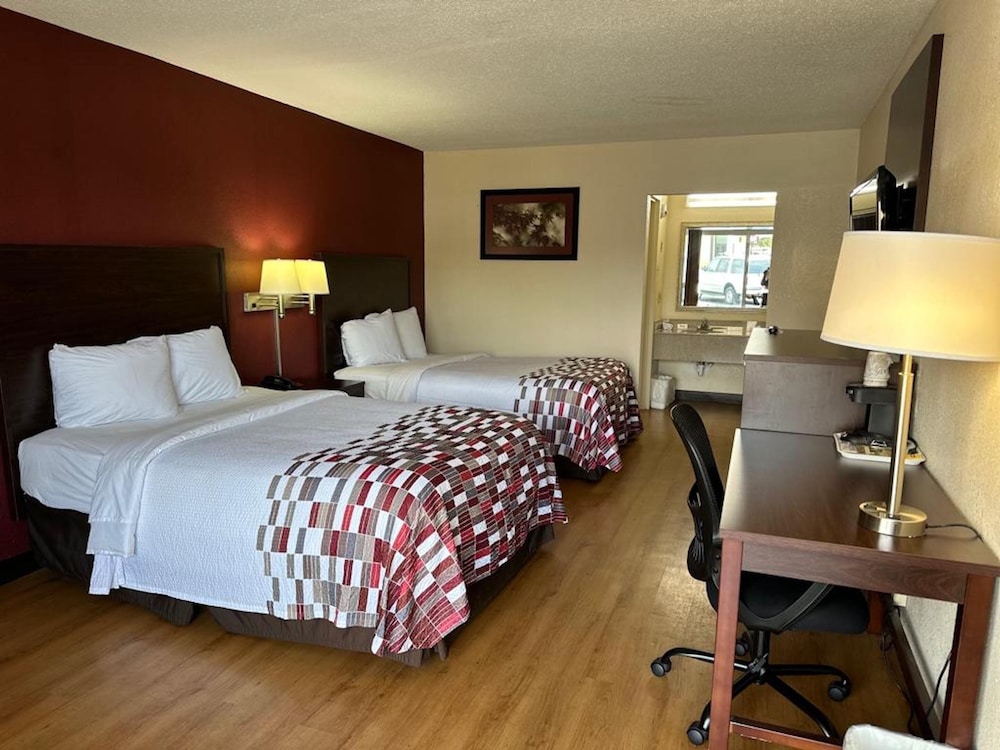 Red Roof Inn Fredericksburg South - photo 8