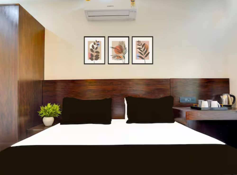 Yati Suites — Greater Noida — photo 4
