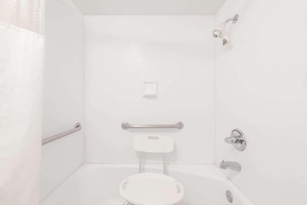 Relax Inn Mineral Wells - photo 29