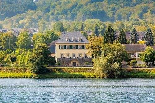 Wein und Landhaus S A Prüm — 5-Star Luxury Hotel in Bernkastel-Kues, Germany