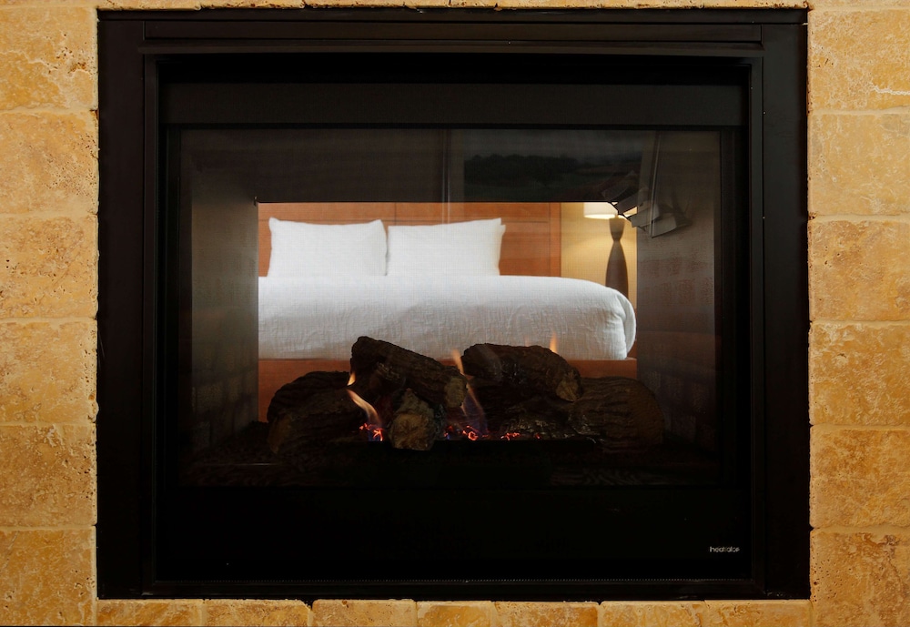 Hilton Garden Inn Cedar Falls - photo 67