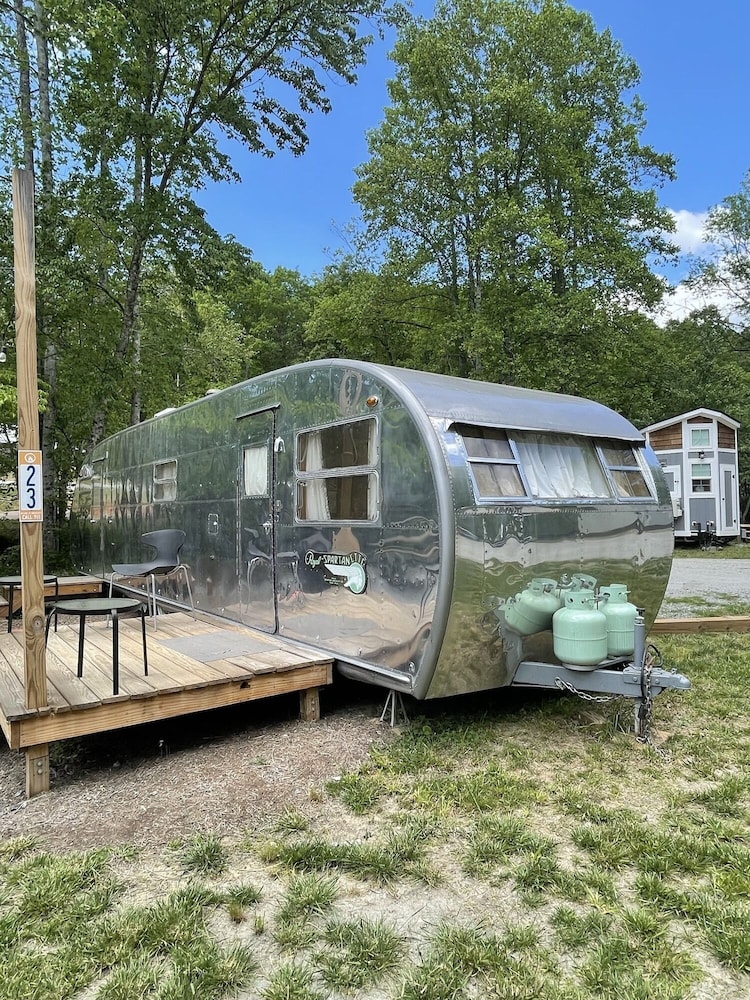 Emberglow Outdoor Resort - photo 216