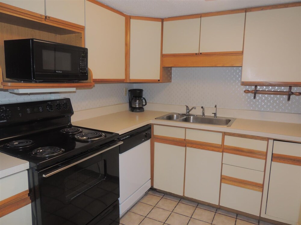 Ocean View Towers #6F - photo 14