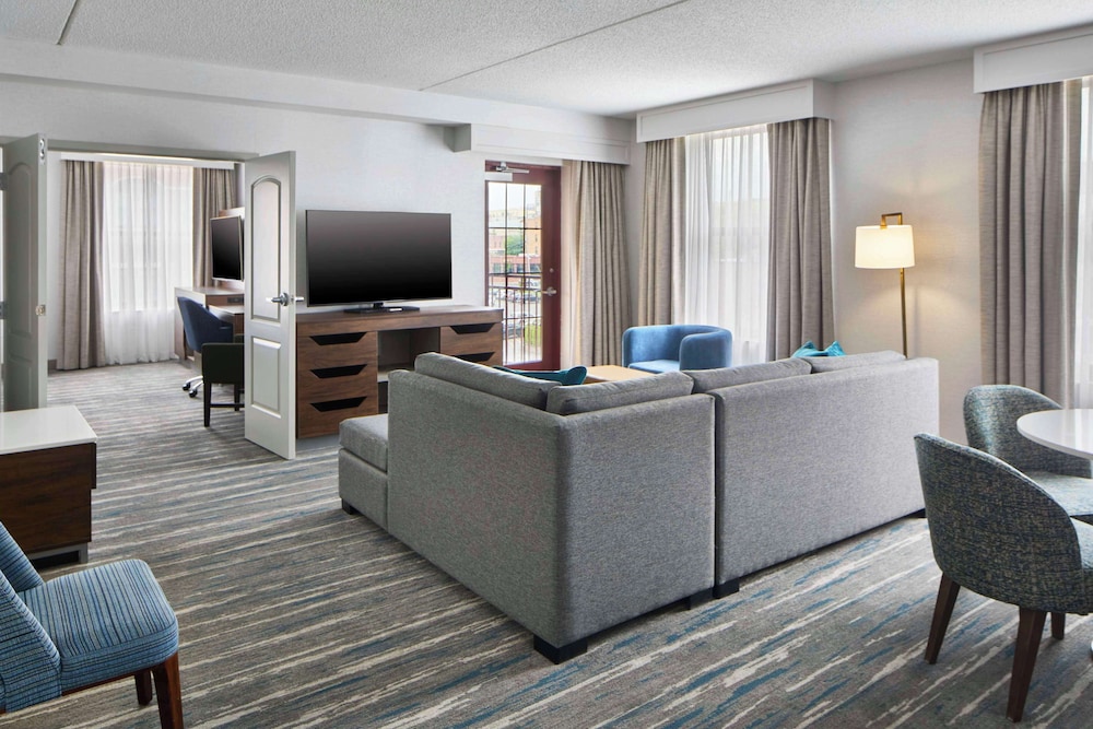 Hampton Inn & Suites Saratoga Springs Downtown - photo 41