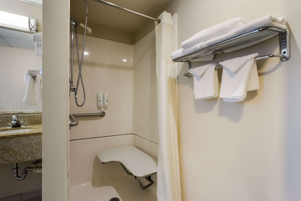 Quality Inn & Suites Millville - photo 10