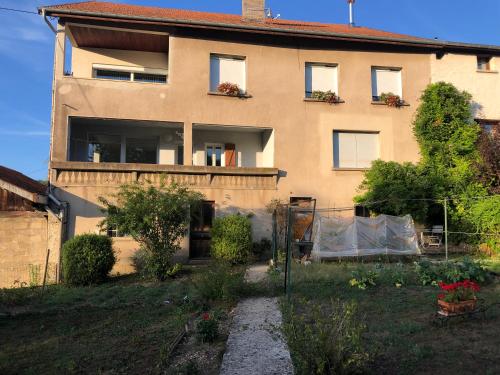 G te La Voli re — hotel in Ornans