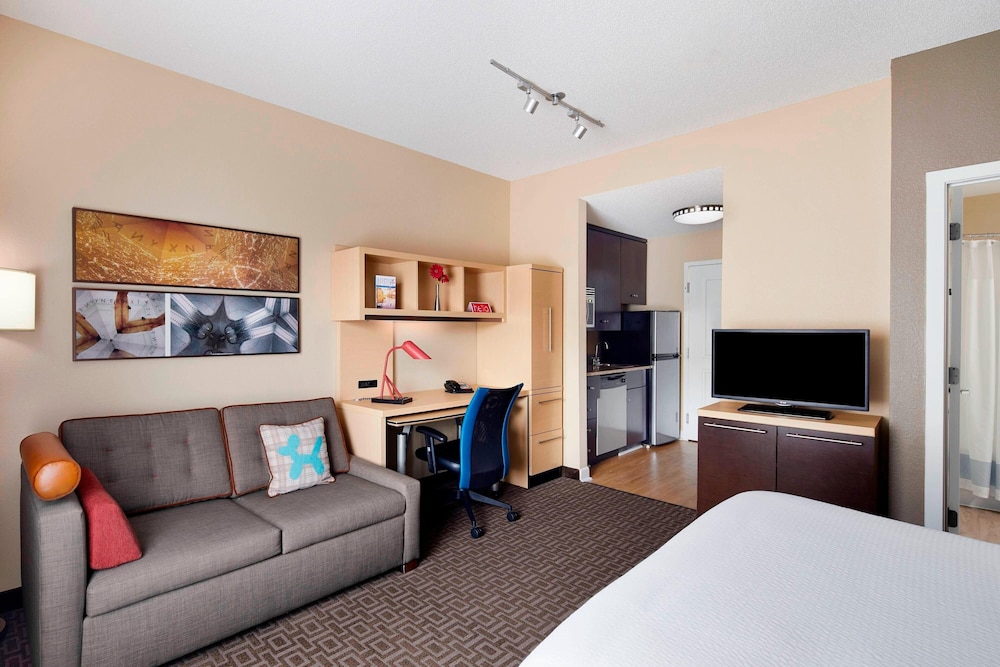 TownePlace Suites Harrisburg Hershey - photo 13