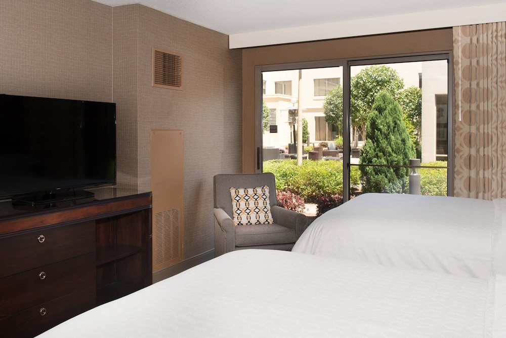 Sheraton Hartford South Hotel - photo 36