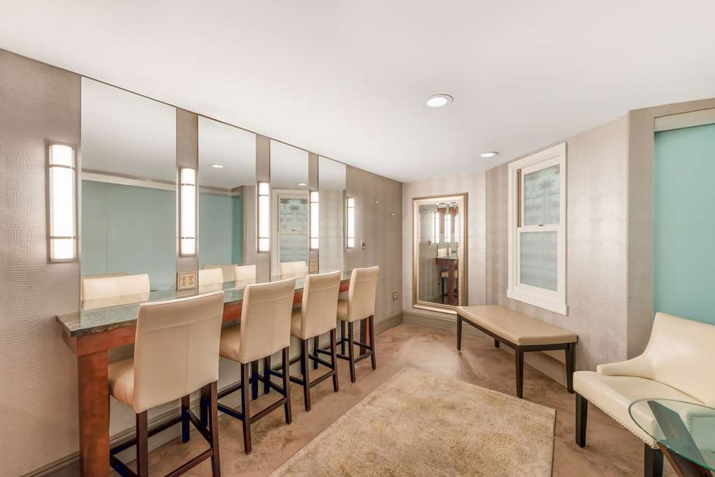 Best Western Plus White Bear Country Inn - photo 49