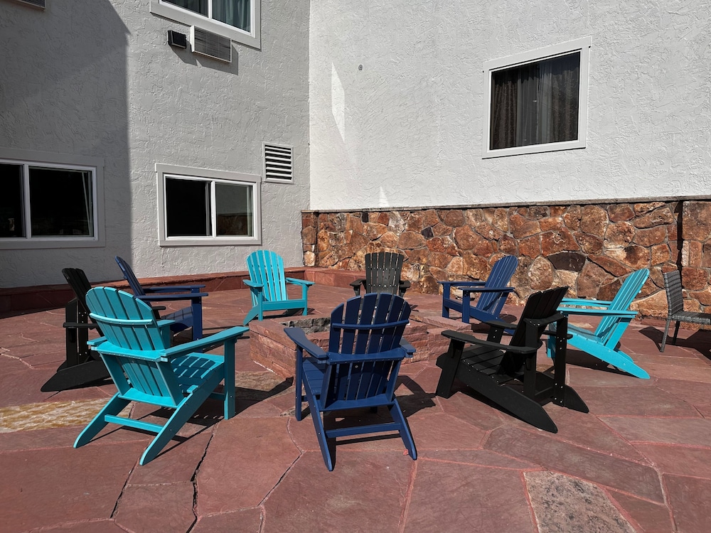 Expedition Lodge Estes Park - photo 31