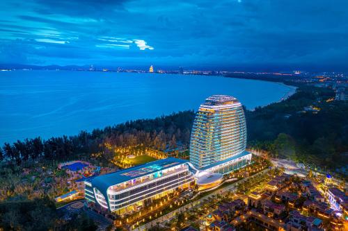 Hainan Sangem Moon Hotel in Sanya, People's Republic of China
