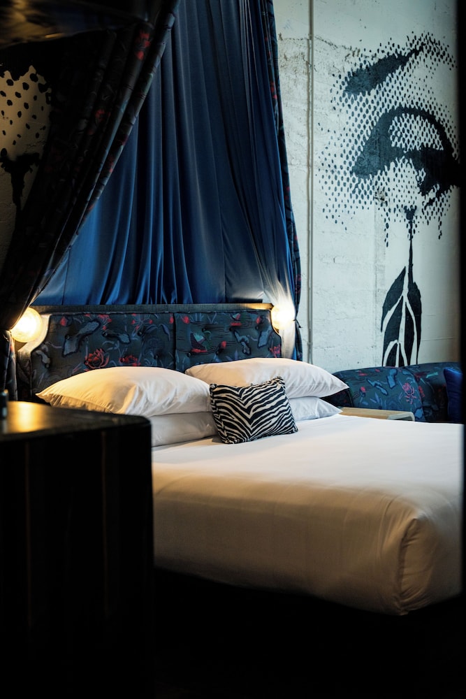 The Radical Asheville Tapestry Collection by Hilton - photo 15