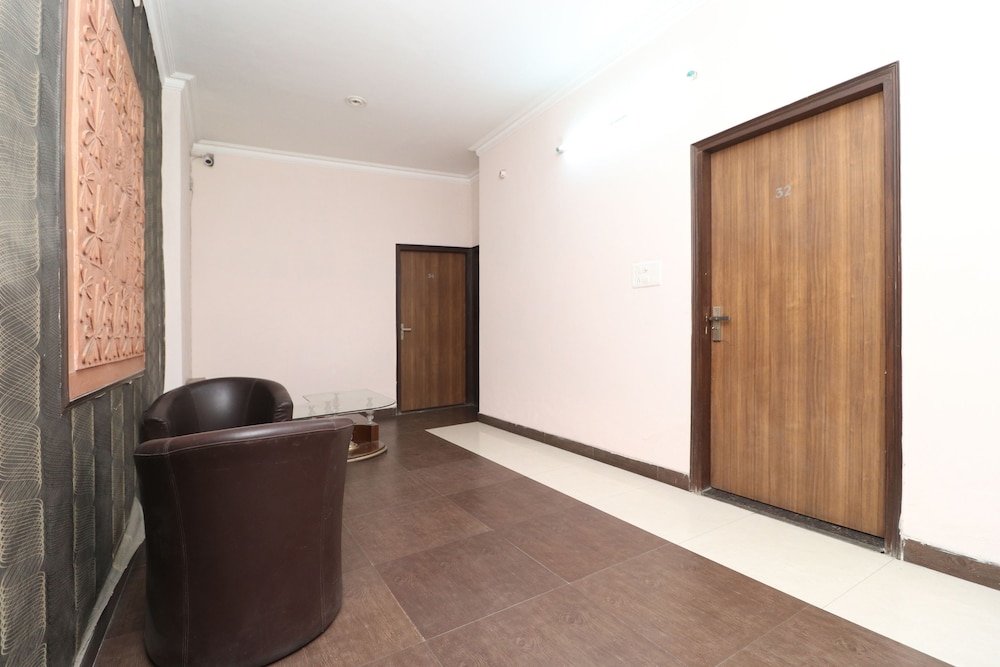Oyo 30370 R K Guest House