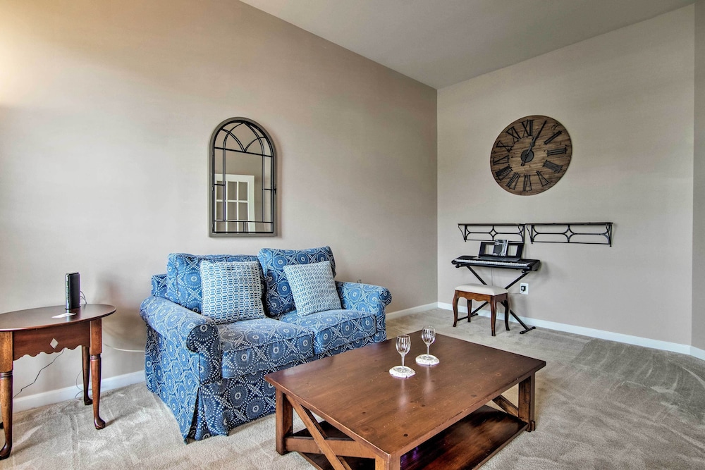 Great for Groups: Bayside Resort Home w Patio - photo 6