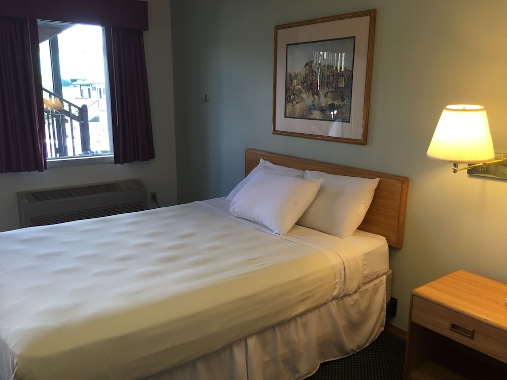 Americas Best Value Dakota Cowboy Inn - photo 16