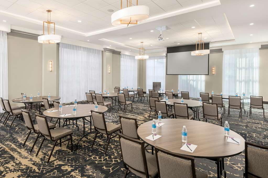 Hyatt Place Greenville Downtown - photo 44