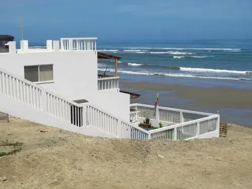 Los Sonidos de las Olas — 4-Star Luxury Hotel in Manta, Ecuador