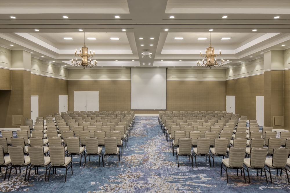 Hilton Tucson East - photo 47