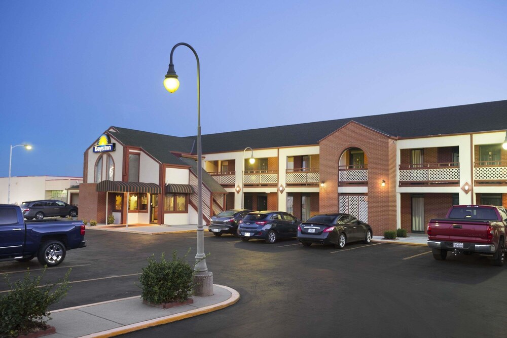 Economy Hotel Wichita Florence St - photo 45
