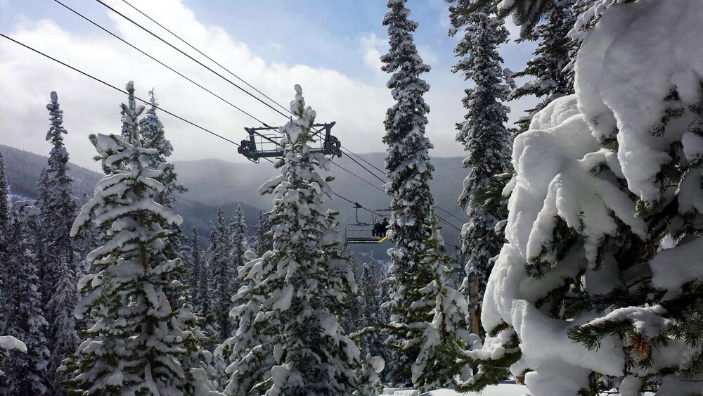 Lone Eagle 3036 — 4-Star Luxury Hotel in Keystone, United States
