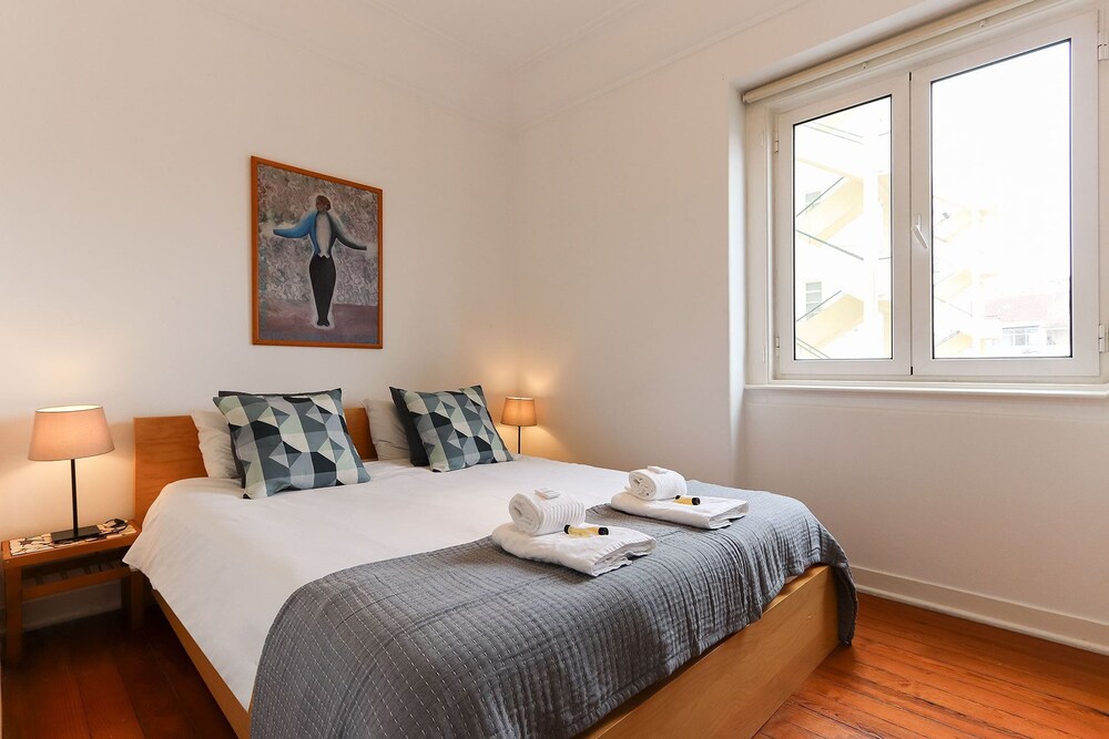 Liberdade Charming Apartment by LovelyStay