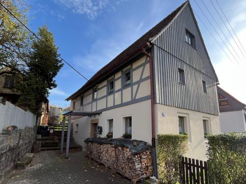 Ferienhaus bei Hempels — hotel in Stadt Wehlen