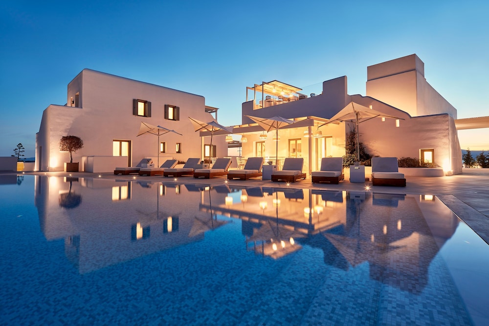 18 Grapes Hotel in Naxos, Greece