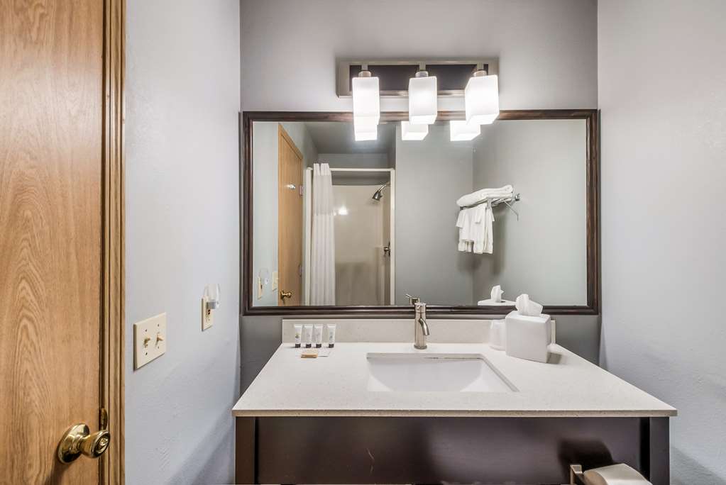 Red Lion Inn & Suites Sequim - photo 5