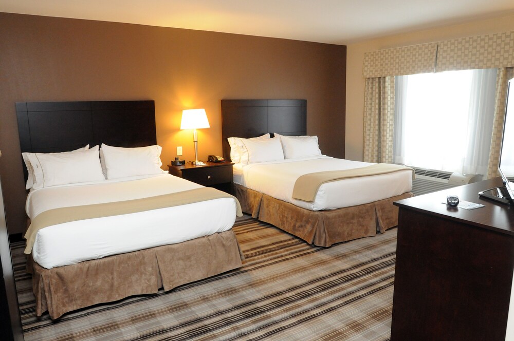 Holiday Inn Express & Suites Cambridge by IHG - photo 6