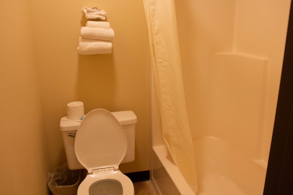 East Grand Inn - photo 27