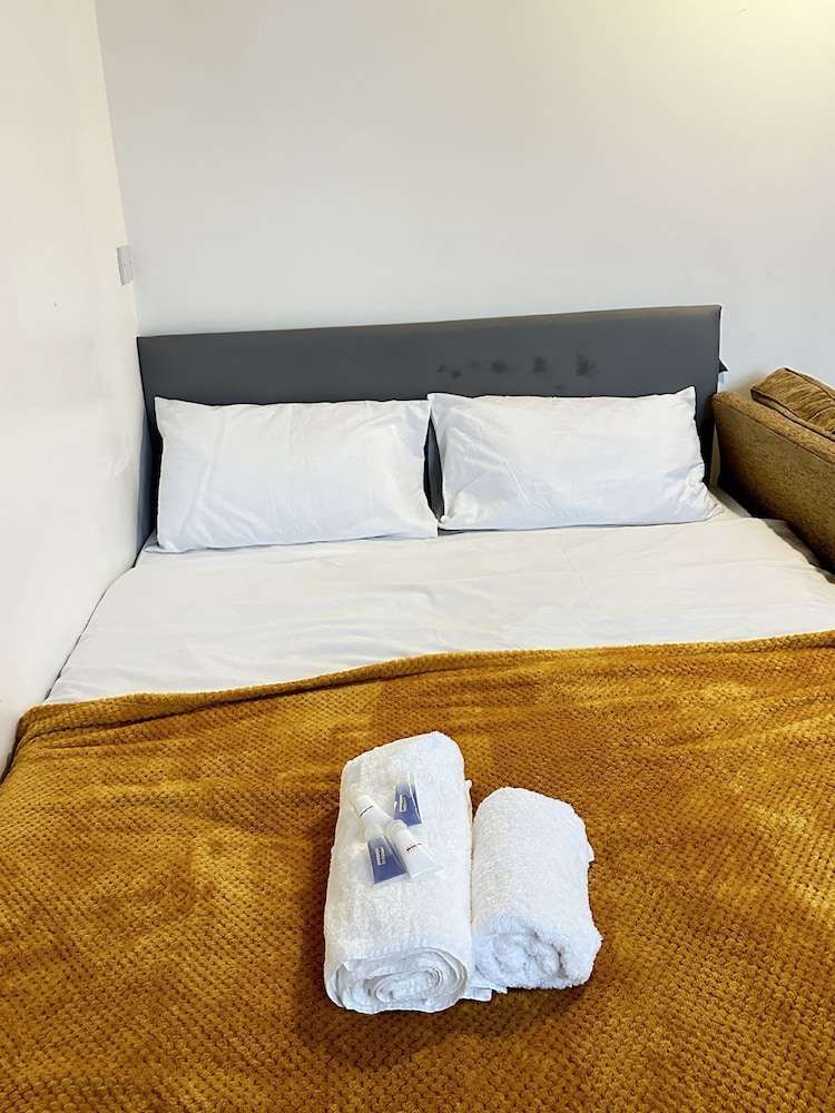 Ebehi Inn - last minute hotel in London