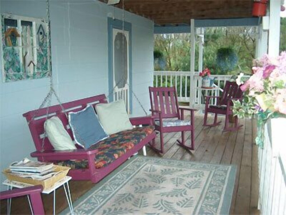 The Landmark Inn - photo 25