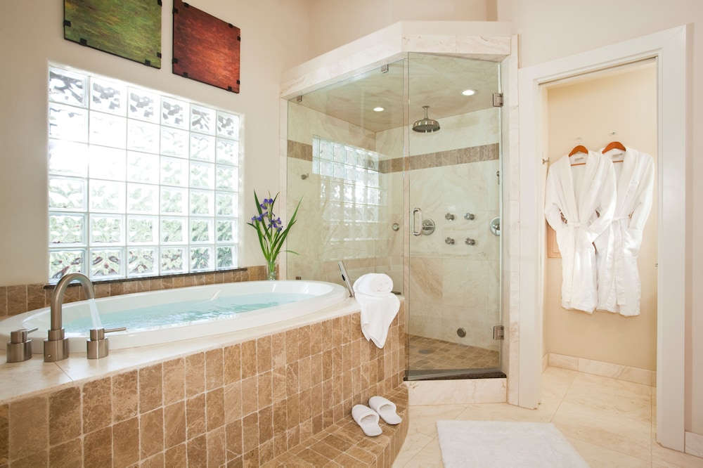 Inn on Lake Granbury a Boutique Hotel - photo 16
